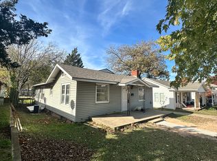 1522 S 17th St #1, Chickasha, OK 73018