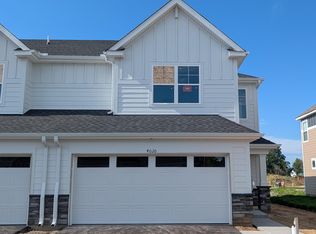 4020 Hayward Ave N, Oakdale, MN 55128