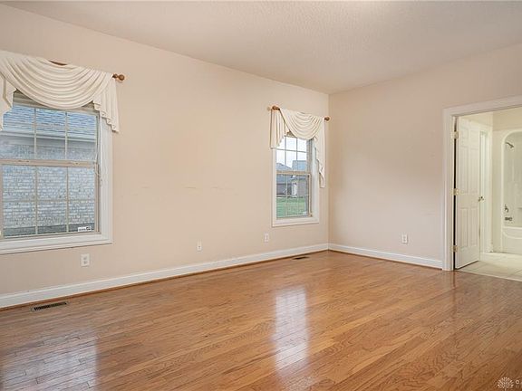 5th image of 1953 N Regent Park Dr