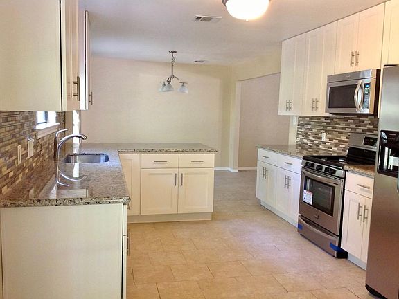 5th image of 2800 Norfolk Dr