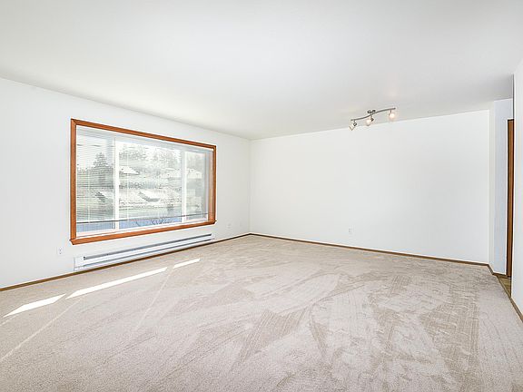 3rd image of 4250 34th Ave W APT 105