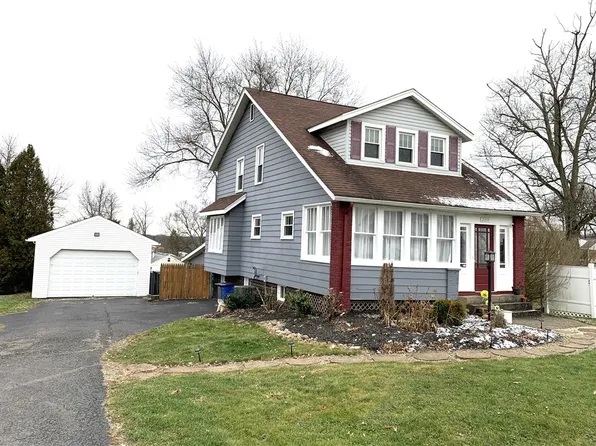 2251 Darlington Rd, Beaver Falls, PA 15010