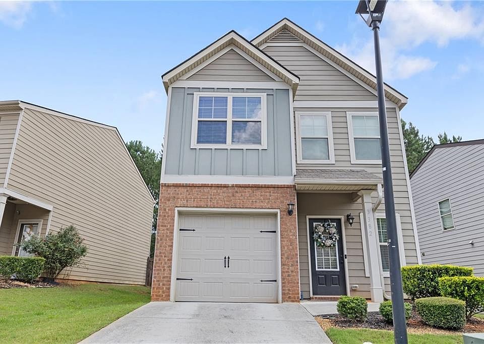 1st image of 3382 Pennington Dr