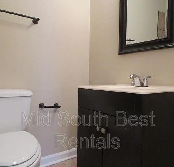 5475 Lexie St — Photo 3