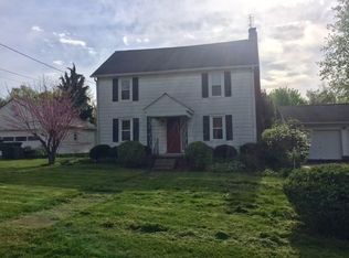 202 1st St, Pleasantville, OH