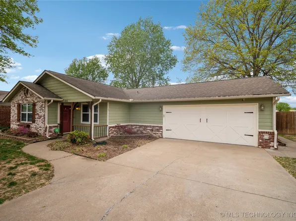 2922 S Main St, Sapulpa, OK 74066