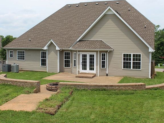 3rd image of 515 Winding Bluff Way