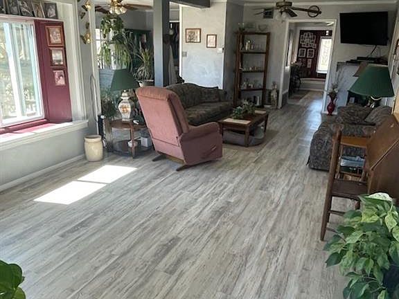 3rd image of 18004 County Street 2520 St