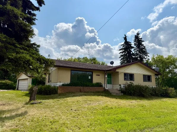 9917 S 103rd Ave, Lac La Biche County, AB T0A 2T0
