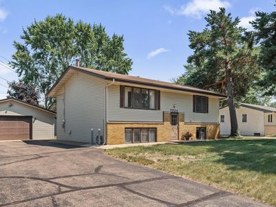 7024 Logan Ave N, Brooklyn Center, MN, 55430