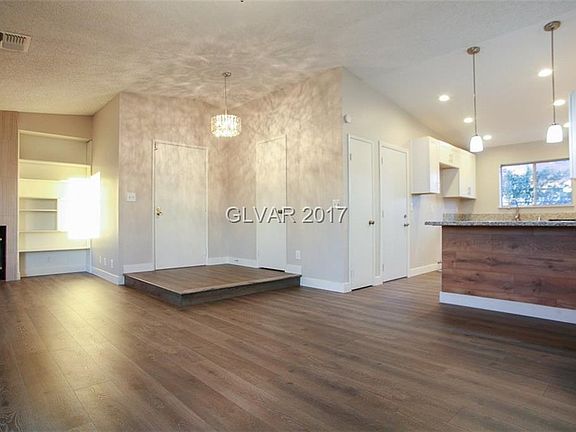 4th image of 7289 Hardtack Cir