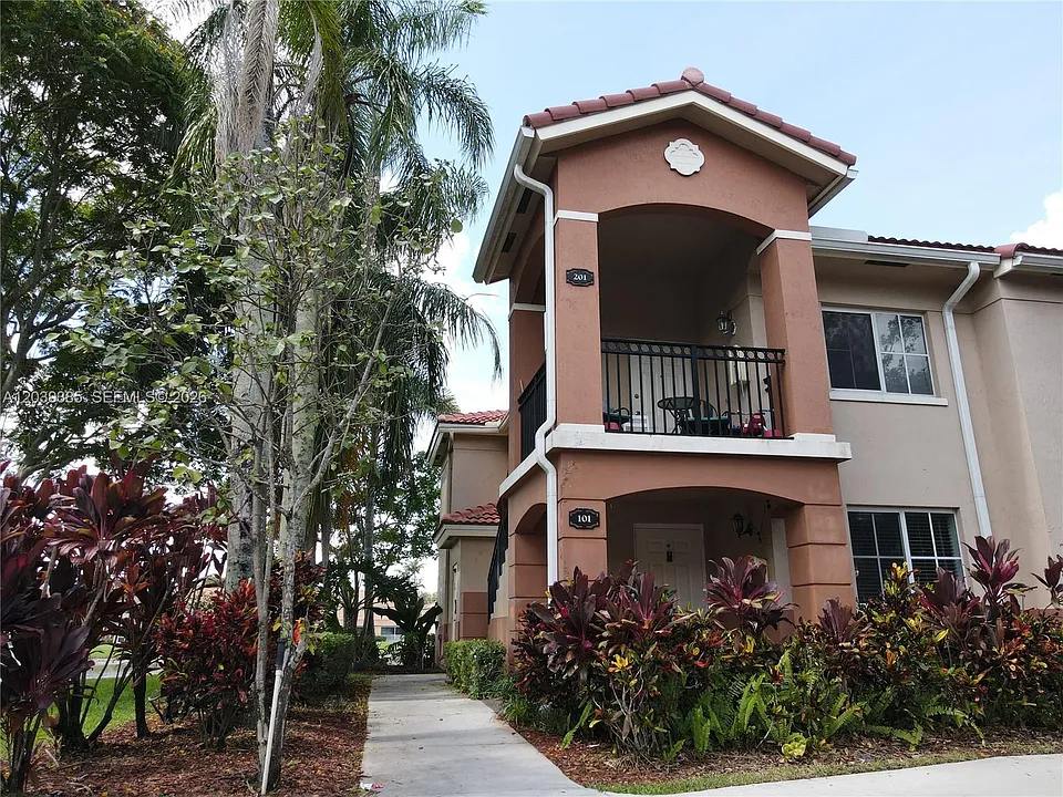 3486 Briar Bay Blvd #101