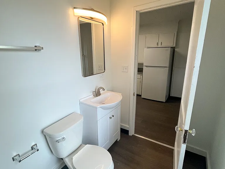 611 Cooper St — Photo 15