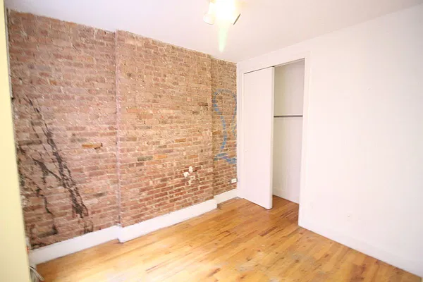 Rented by Bedford 6 Real Estate | media 6