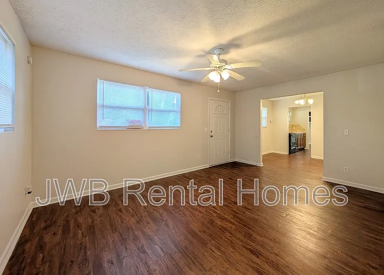 6622 Burpee Dr S — Photo 4