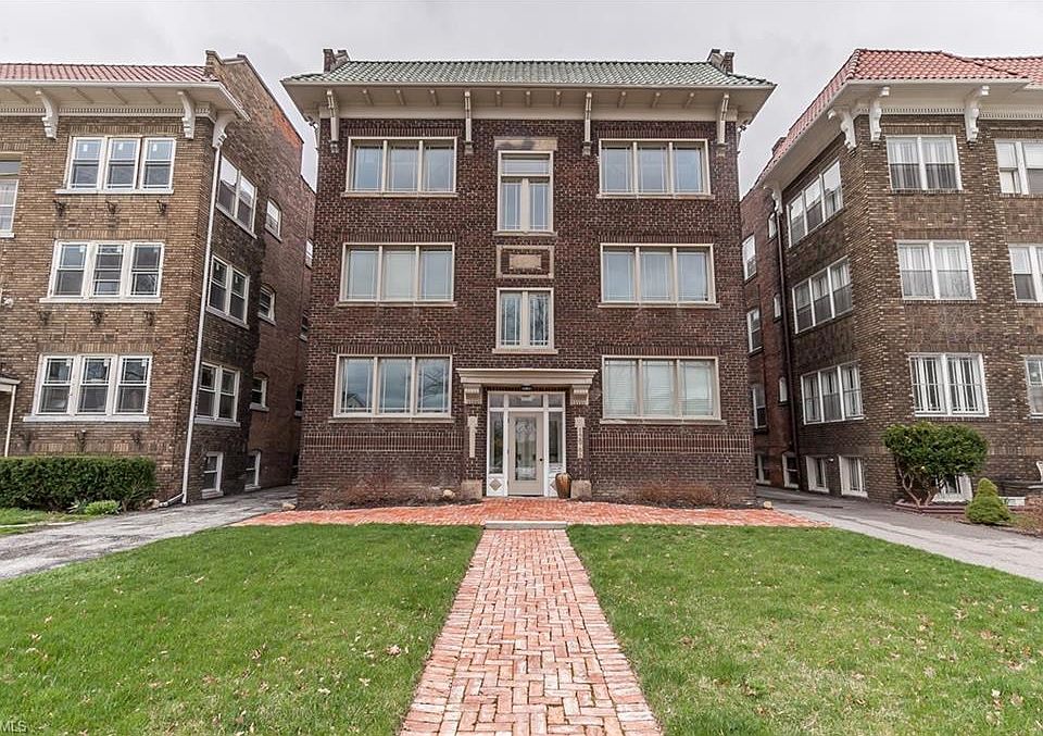 1st image of 12966 Clifton Blvd #101