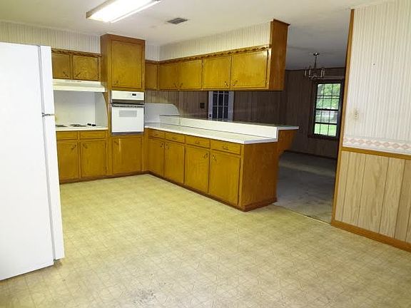 2nd image of 601 E Jacinto St