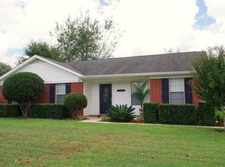 2975 Barlett Dr, Mobile, AL 36608
