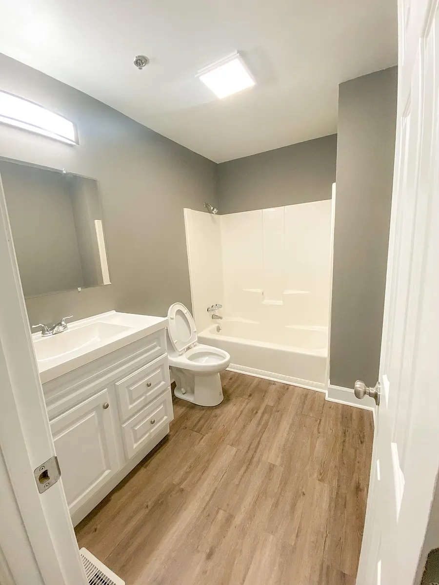 Bathroom - 906 Fairchild Ave #A
