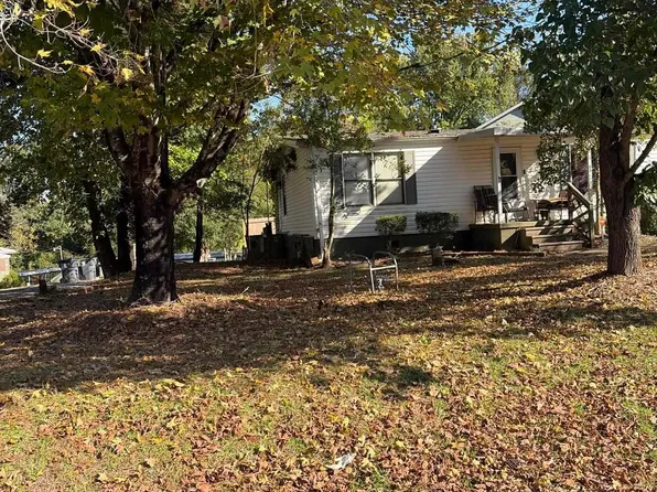 115 N Church St, Duncan, SC 29334