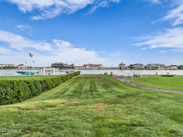 19 N Ward Avenue, Rumson, NJ 07760