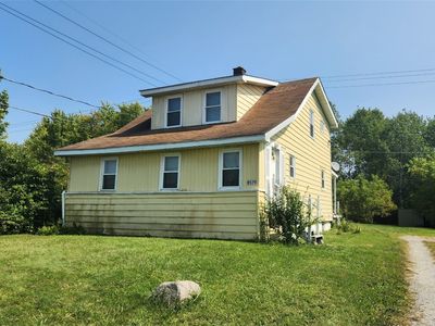 8579 Grubb Rd, Mc Kean, PA, 16426