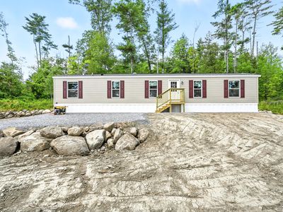 10 New England Avenue, Oakland, ME, 04963