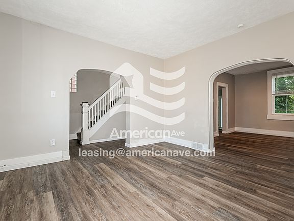 4-Living Room