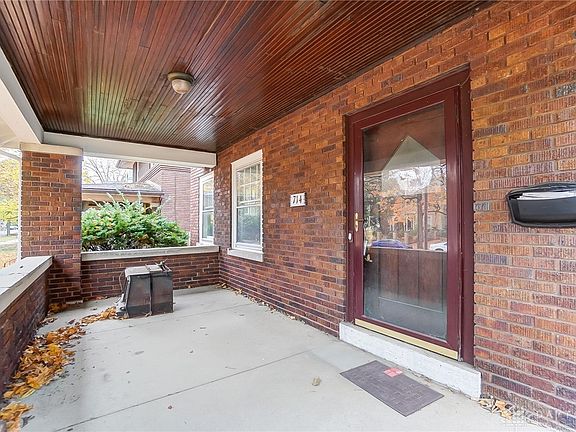 5th image of 714 Superior Ave