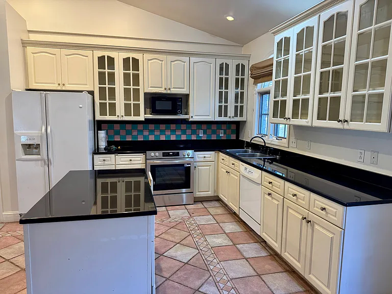 11200 Centaur Rd — Photo 14
