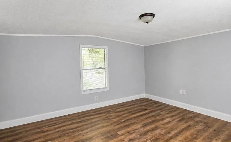 2828 Red Wing Ln — Photo 5