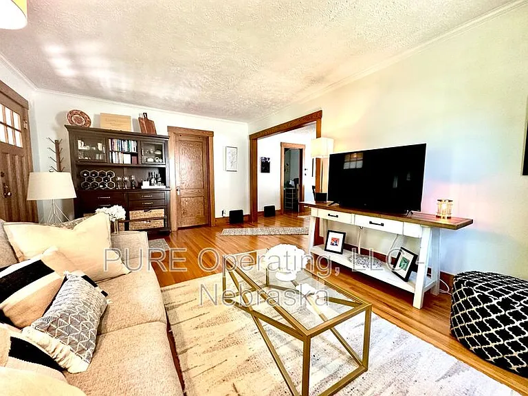 5724 Rees St — Photo 18
