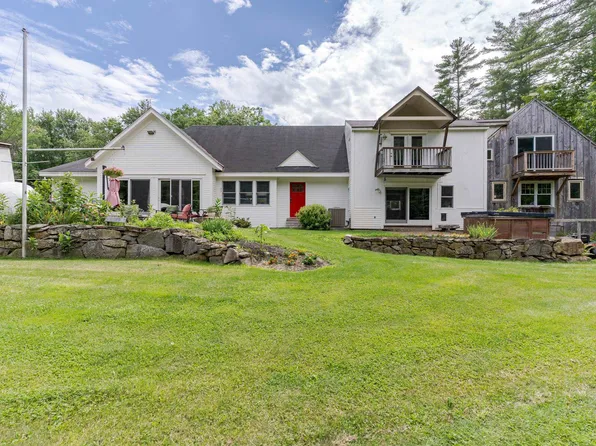 208 Parker Mountain Road, Barrington, NH 03825