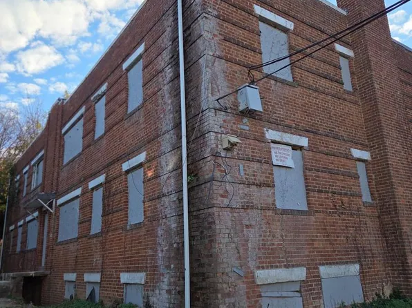 4639 Hillside Rd SE, Washington, DC 20019