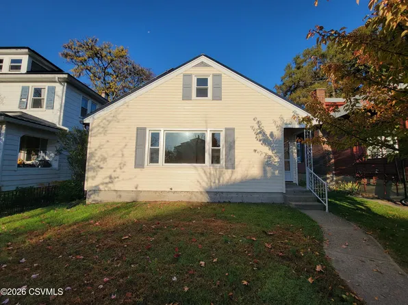 532 N 8th St, Selinsgrove, PA 17870