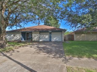 10103 Hillridge Rd, La Porte, TX 77571