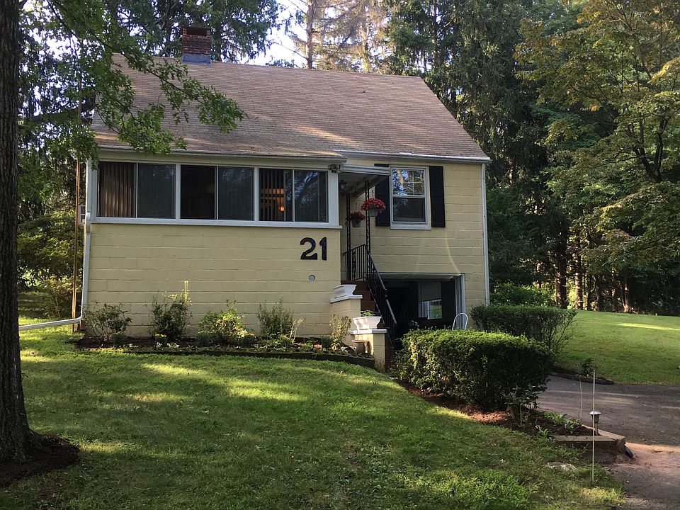1st image of 21 Pine Ln