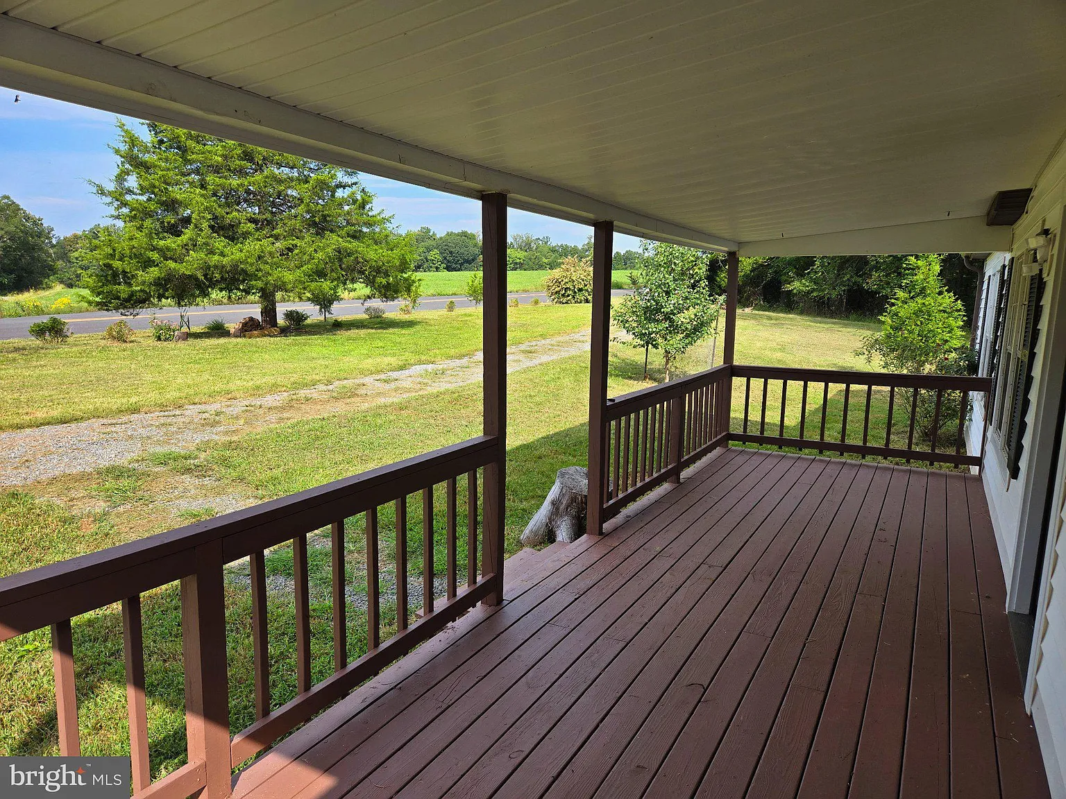 3 bed, 2.0 bath, 1568 sqft, $2,000 — Photo 3