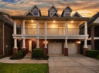 11119 Royce Palms Dr, Houston, TX 77042