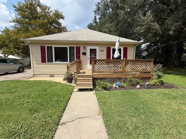607 Warwickshire Ct, Newport News, VA 23605
