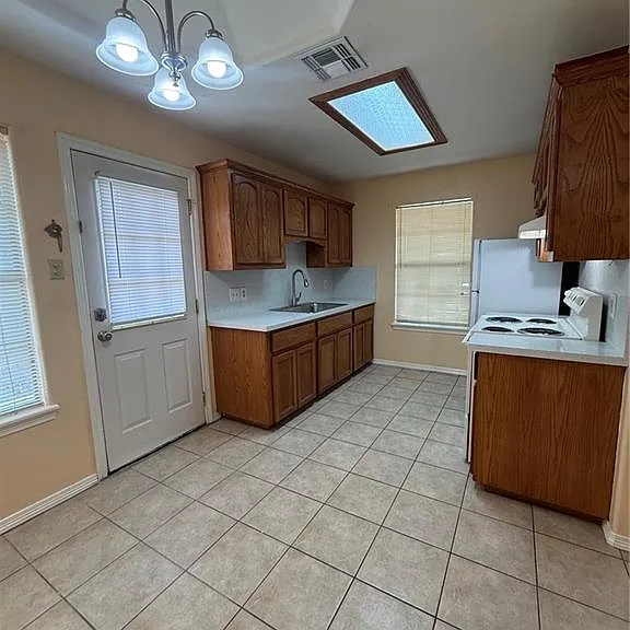 1505 E Coyote St #B — Photo 4