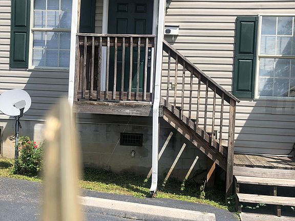 2nd image of 249 Chickamauga Ave #249