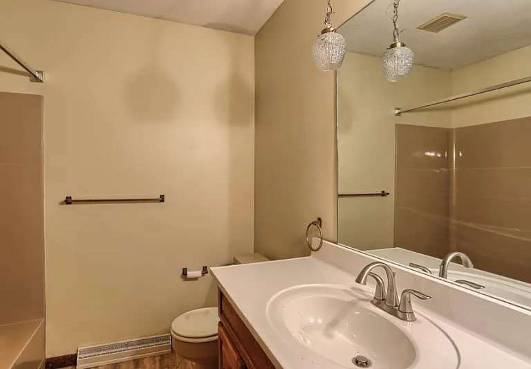 668 Sand Hill Rd — Photo 18