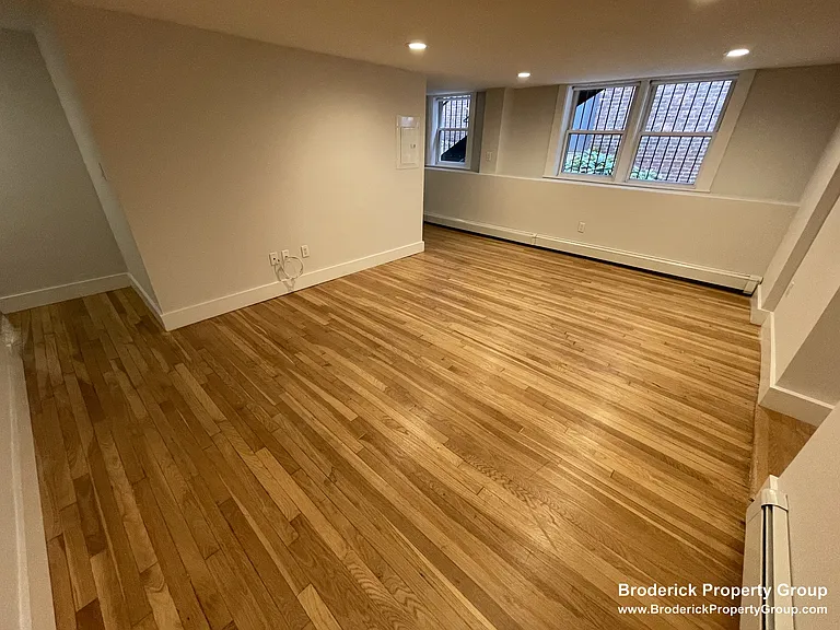 35 South St #B4 — Photo 3