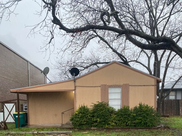 313 Houston Dr
