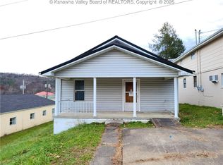 8027 Court Ave, Hamlin, WV 25523