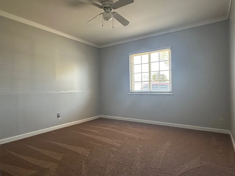 627 Warford Ave — Photo 4