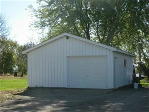 405 & 575 Cedar Cross Rd, Dubuque, IA 52003