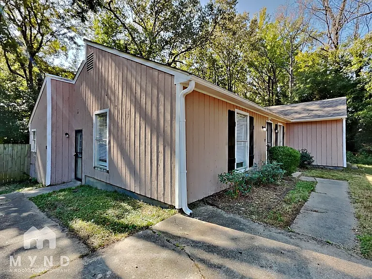 2406 Jenwood St — Photo 18