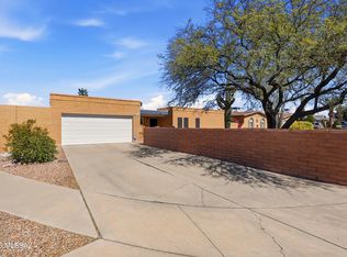 9209 E Baker St, Tucson, AZ 85710
